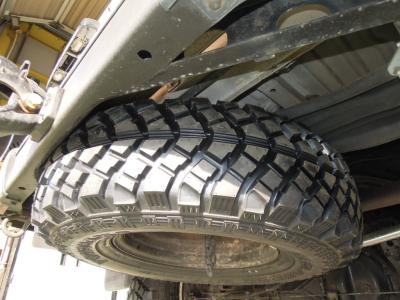 ランクル80 タイヤ交換 | 4WD・四駆カスタム シューエイの毎日