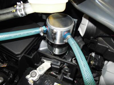 デリカD5 オイルキャッチタンク取り付け | 4WD・四駆カスタム デリカD5 オイルキャッチタンク取り付け | 4WD・四駆カスタム
