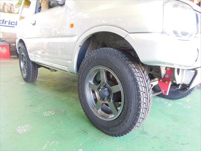 OBSERVE 国産スタッドレス ジムニー JB64 JB23 JA11 2022年製