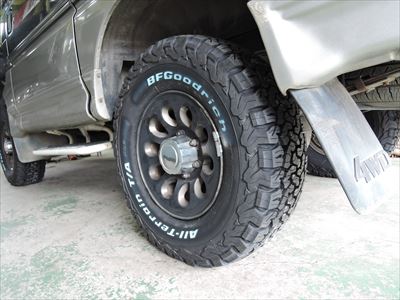 デリカスターワゴンのタイヤ交換 | 4WD・四駆カスタム