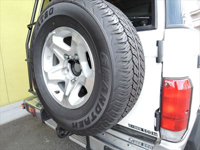 ランクル76のスコップホルダー取付け | 4WD・四駆カスタム