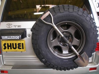 95プラド タイヤ交換 | 4WD・四駆カスタム シューエイの毎日