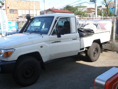 ランクル70 リアバンパーWithタイヤキャリア取付 | 4WD・四駆