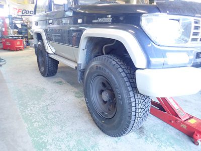 ランクル78プラドのタイヤ交換！ | 4WD・四駆カスタム