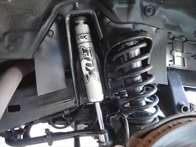 ランクル74のショック交換 | 4WD・四駆カスタム シューエイの毎日 ランクル74のショック交換 | 4WD・四駆カスタム シューエイの毎日