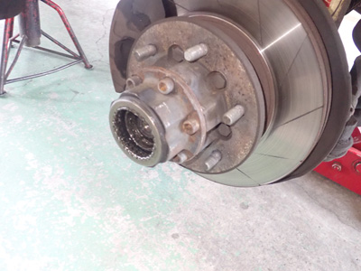 L系パジェロのハブ交換！ | 4WD・四駆カスタム シューエイの毎日