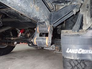 ランクル60のシャックル交換 | 4WD・四駆カスタム シューエイの毎日