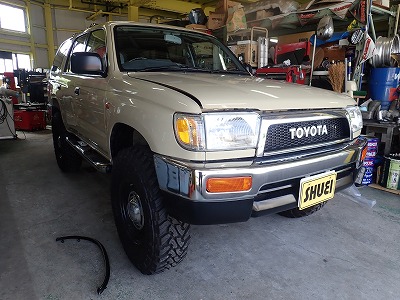 【トヨタ純正品】 ハイラックス サーフ 185 フェンダー モール 新品未使用 トヨタ純正 18サーフ ハイラックスサーフ 180 185系 標準ボディ USDM