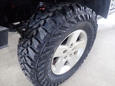 JKラングラーのタイヤ交換 | 4WD・四駆カスタム シューエイの毎日