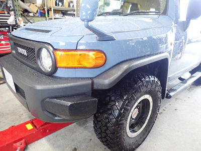FJクルーザーのフロントサスペンションとハブボルト交換！ | 4WD