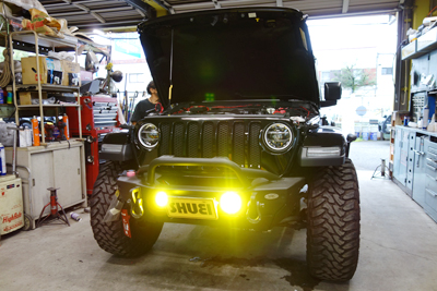 JLラングラーのフォグランプ交換！ | 4WD・四駆カスタム