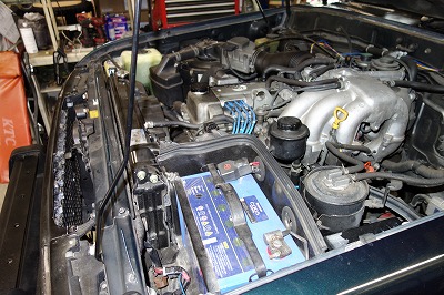 ランクル80 バッテリー交換 | 4WD・四駆カスタム シューエイの毎日 ランクル80 バッテリー交換 | 4WD・四駆カスタム シューエイの毎日