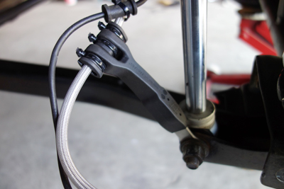 JKラングラーのブレーキホース延長ステー取付！ | 4WD・四駆カスタム