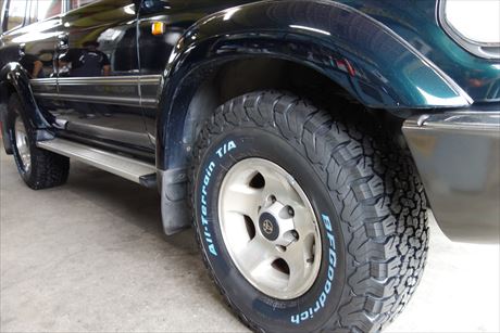 ランクル80のタイヤ交換 | 4WD・四駆カスタム シューエイの毎日 ランクル80のタイヤ交換 | 4WD・四駆カスタム シューエイの毎日