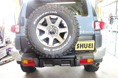 FJクルーザーのリアナンバー移動＆スムージングパネル！ | 4WD・四駆