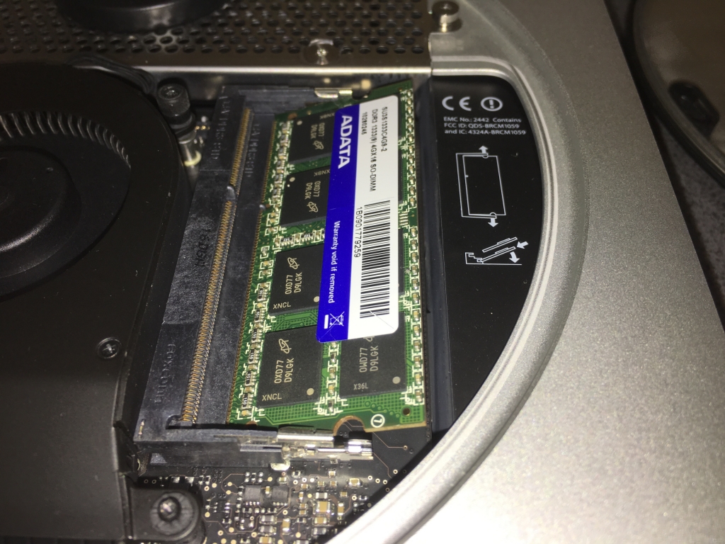 Mac mini (Mid 2011)のメモリを16GBに増設 | アトリエ・トリガ Mac mini (Mid 2011)のメモリを16GBに増設 | アトリエ・トリガ