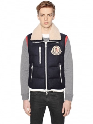 moncler a