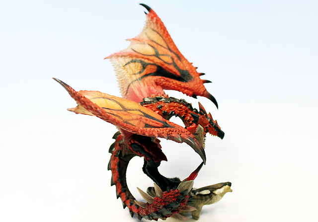 モンスターハンター 組立式DXスタチューモデルモンスターズ リオレウス ...
