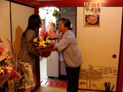 ALVIS小美玉校300H01祝卒業02