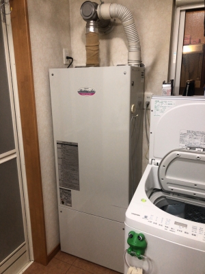 コロナ暖房専用ボイラー コロナ UHB－372HR（FF） 暖房専用ボイラー 強制給