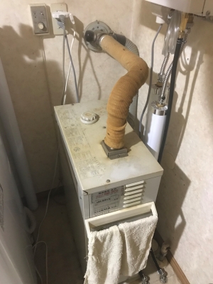 コロナ 暖房ボイラー交換 UHB-G120H | (株)鈴木総合住設 活動日記