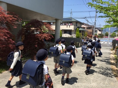 なぎさ 公園 小学校 ランドセル