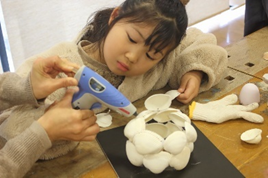 鉄崎幹人さん切り抜き「息子5歳」とあります