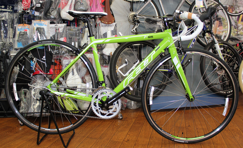 FELT F95 2012モデル（モンスターグリーン）