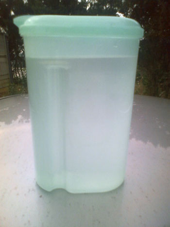 蜂 砂糖水