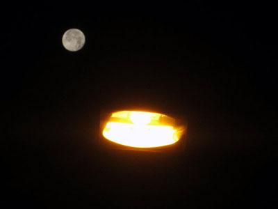 moon2.jpg