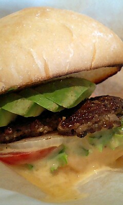 大好き、アボガドバーガー