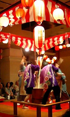 お餅つき