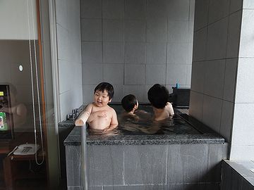 男3人で入ってます