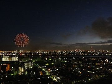 すべて見えるぞ、花火