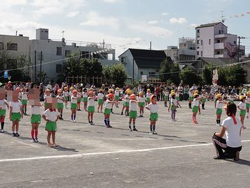大きな声で「ハイッ」