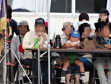 面倒みれないので、じじばばへ