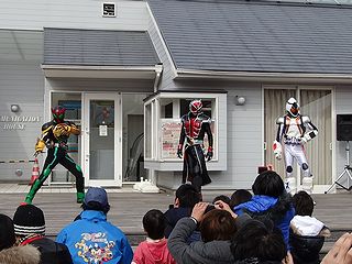 仮面ライダーショーだって