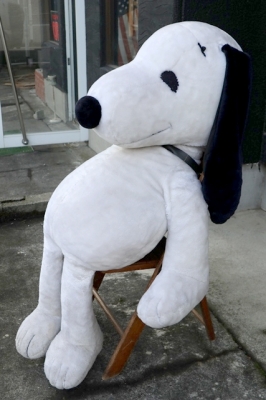 スヌーピーの特大ぬいぐるみ!!! | Jack's Mart Owner Blog