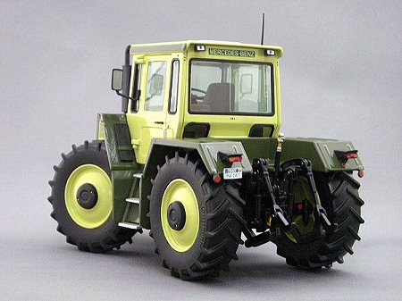 Wiese-toys_MB-trac 1600_02