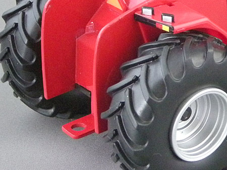 ERTL/BRITAINS 006