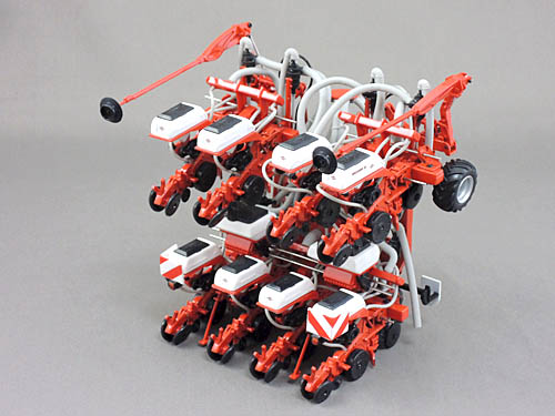E4127_02.jpg