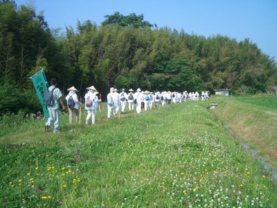 長慶寺への道