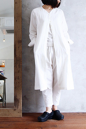 Rai Atelierさんのロングシャツコート Plaintable