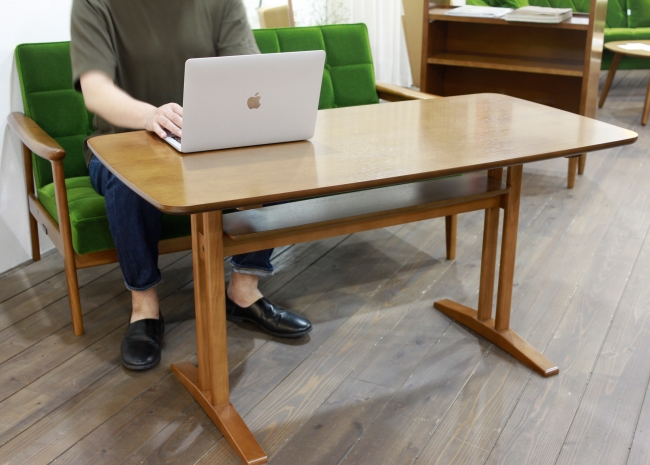 カリモク60+ カフェテーブル1200 カリモク60「カフェテーブル」「カフェテーブル1200」のご紹介