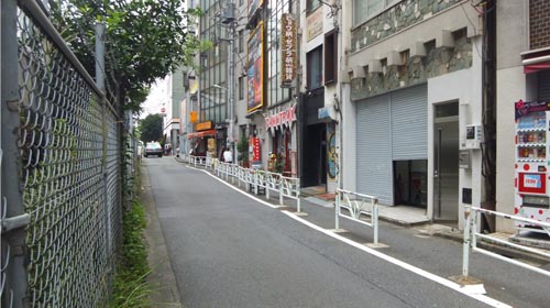 ダムショップ 渋谷 DAMMTRAX 直営店