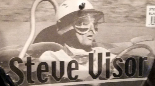 �إ��å����ۼͤ��򤱥Х�����[Steve Visor]