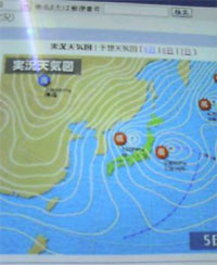 等圧線が混みすぎです。
