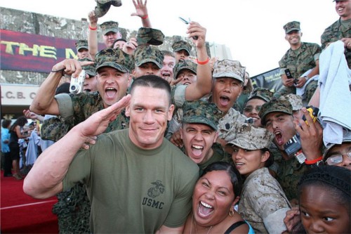 WWEの噂・裏技・裏話_米軍軍人とジョン・シナ