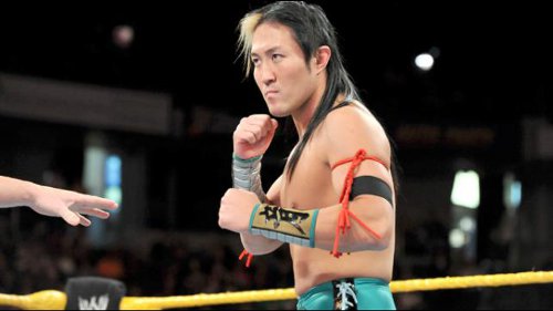 WWEの噂・裏技・裏話_ヨシタツがチャンピオン二冠