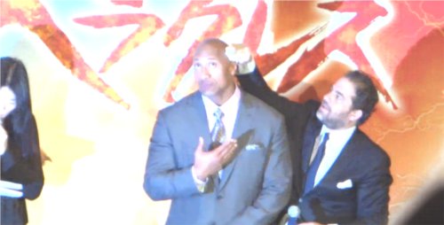 WWEの噂・裏技・裏話_ザ・ロック様の最新映画「ヘラクレス」のプレミアム試写会レビュー